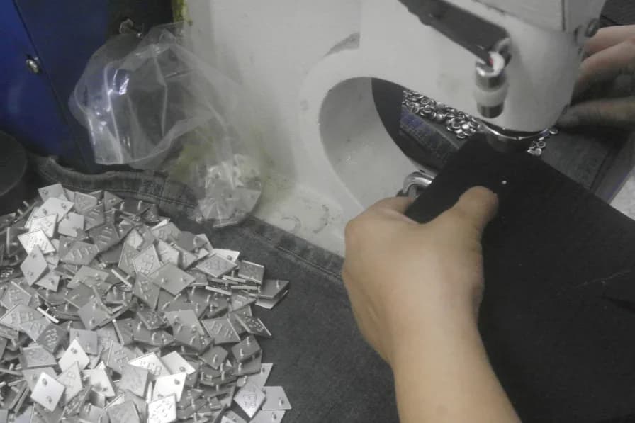 Cast zinc alloy hardware blanks sorted for material and process comparison
